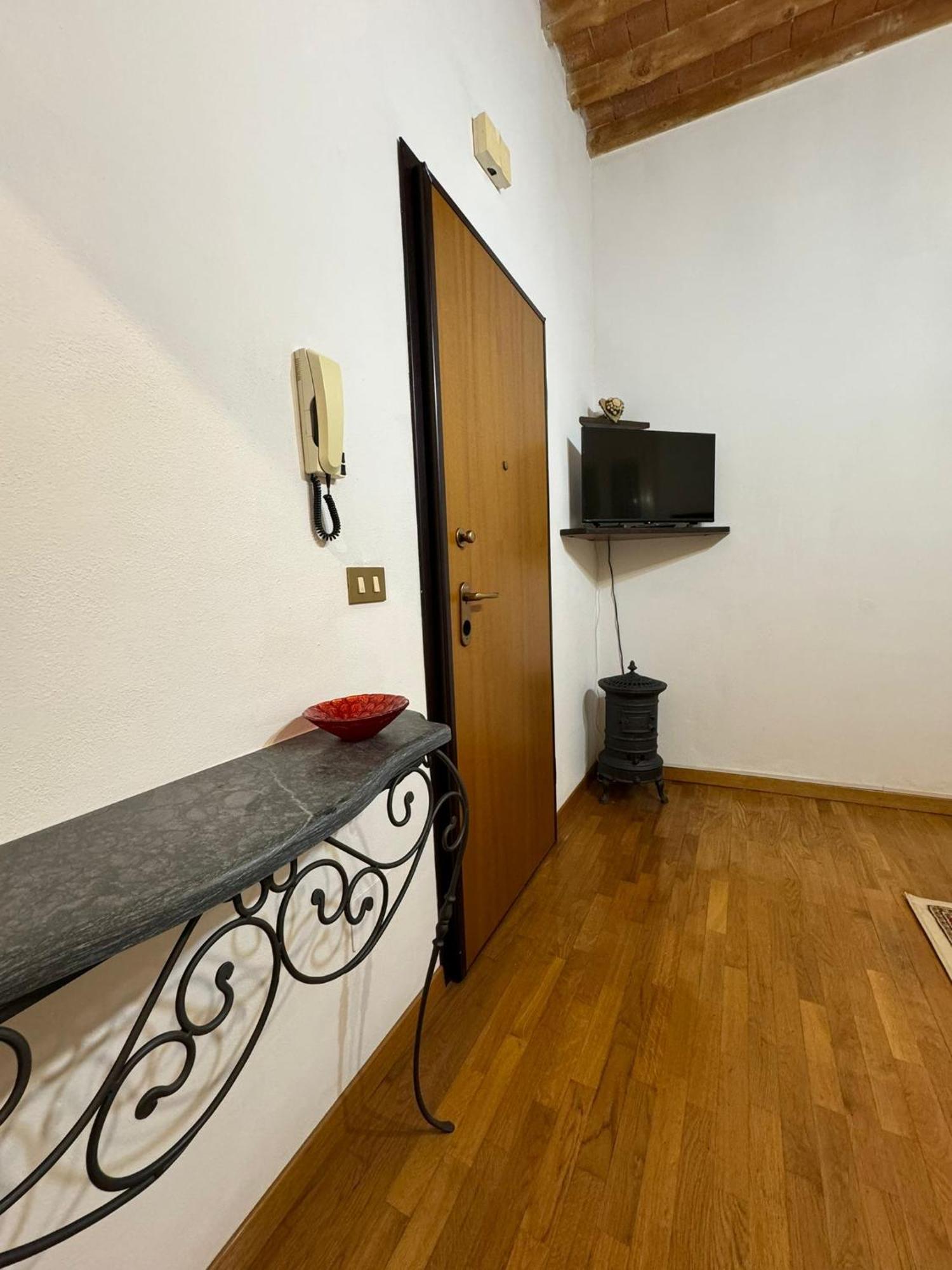 La Casina Di Maya Apartment Livorno Exterior foto